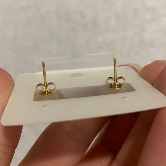 Red and Gold Clover Earrings - Picture 13 of 16